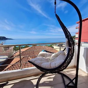 28 Aparthotel Himare